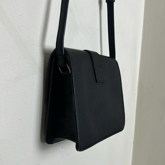 Moda Luxe’s - Emory Crossbody Black - Picture 6 of 16